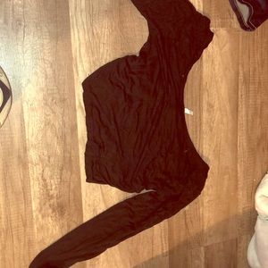 Black long sleeve crop top